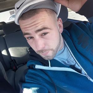 Meet your Posher, Travis